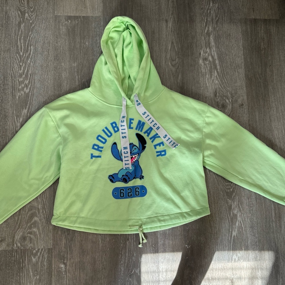 Women’s Disney Stitch Fleece Crop Hoodie Sweatshirt with Logo, Size Medi…